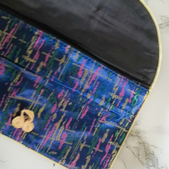 3-in-1 Oker Blue Satin Clutch Set - Picture 4 of 11